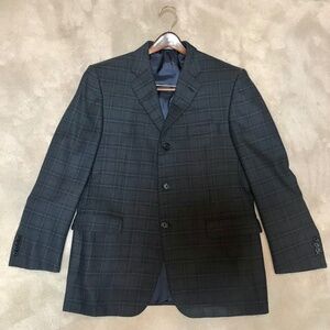 Burberry 3 button sports coat 100% wool, 42R